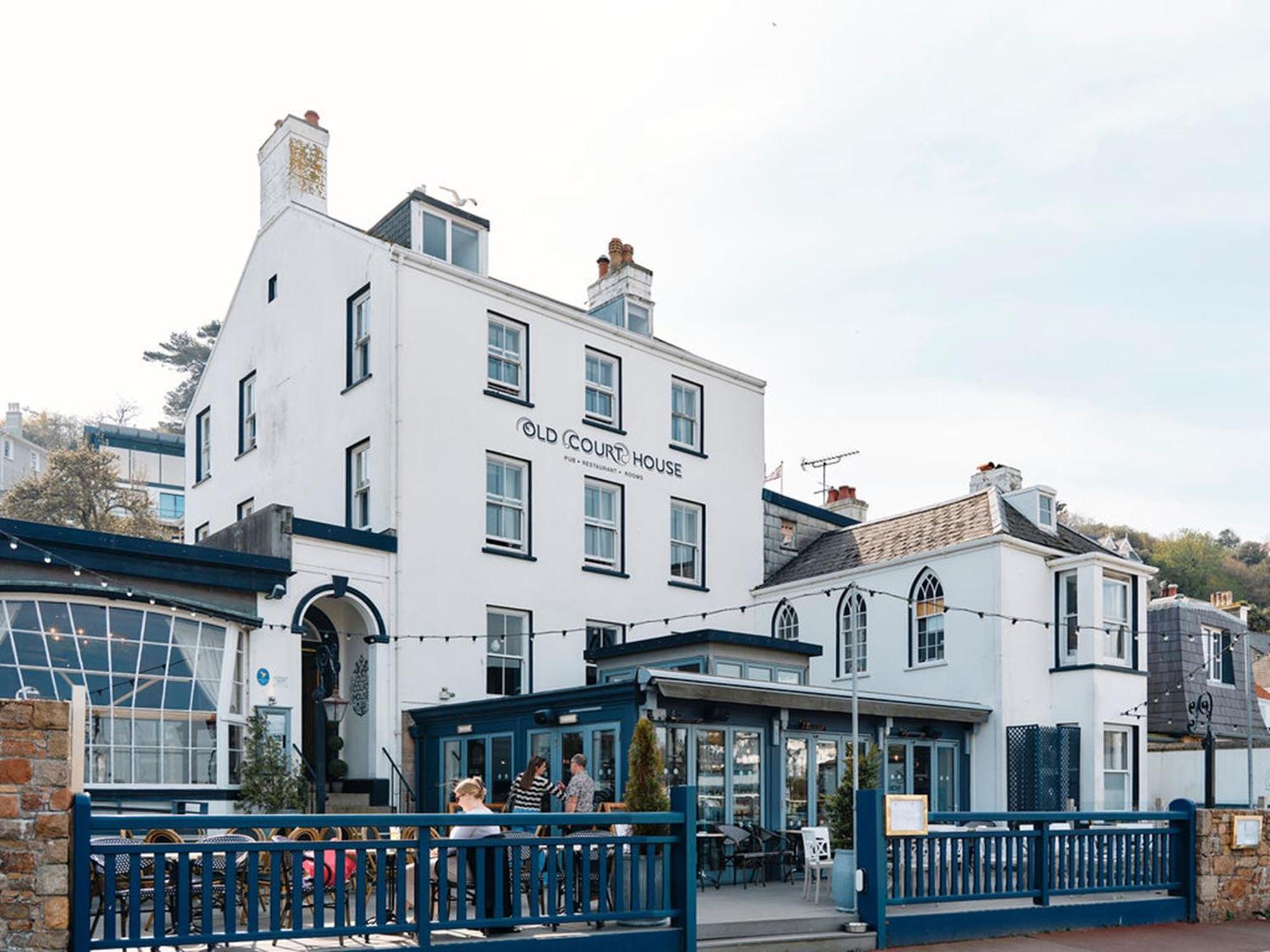 Old Court House Inn St Aubin Buitenkant foto